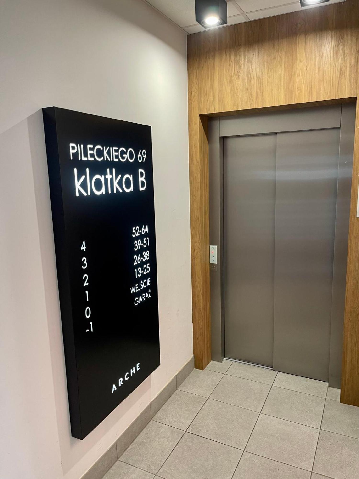 Апартаменти Time&House Pileckiego Przy Centrum Onkologi I Klinice Novum Apartament Na Wylacznosc Pokoj,Sypialnia,Lozko, Lazienka,Kuchnia Варшава Екстер'єр фото