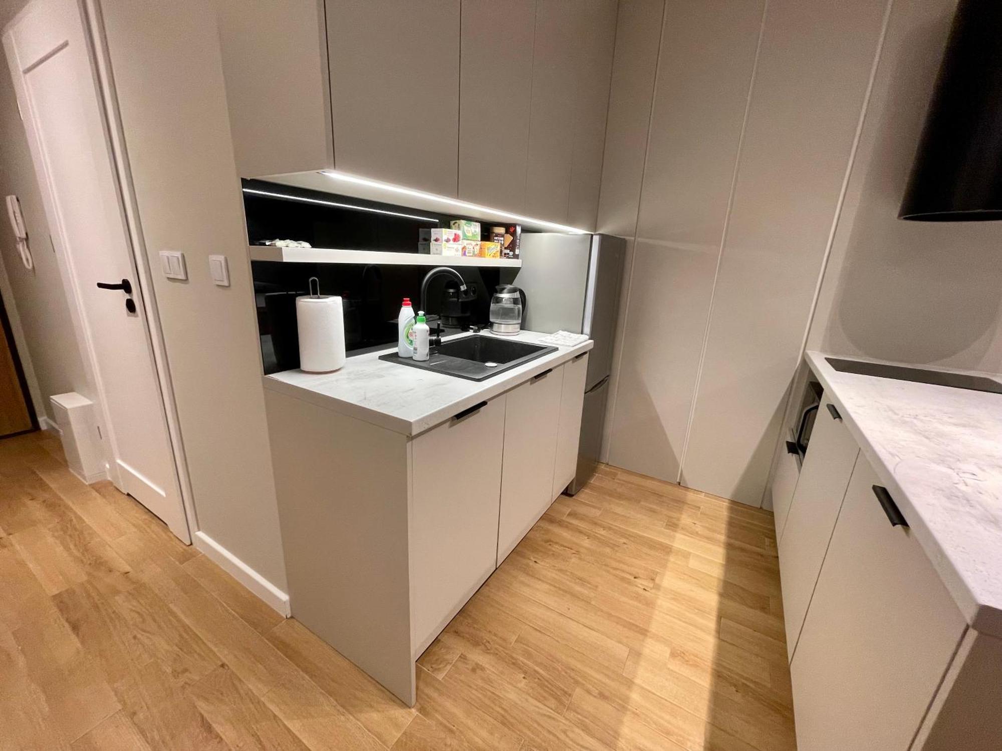 Апартаменти Time&House Pileckiego Przy Centrum Onkologi I Klinice Novum Apartament Na Wylacznosc Pokoj,Sypialnia,Lozko, Lazienka,Kuchnia Варшава Екстер'єр фото