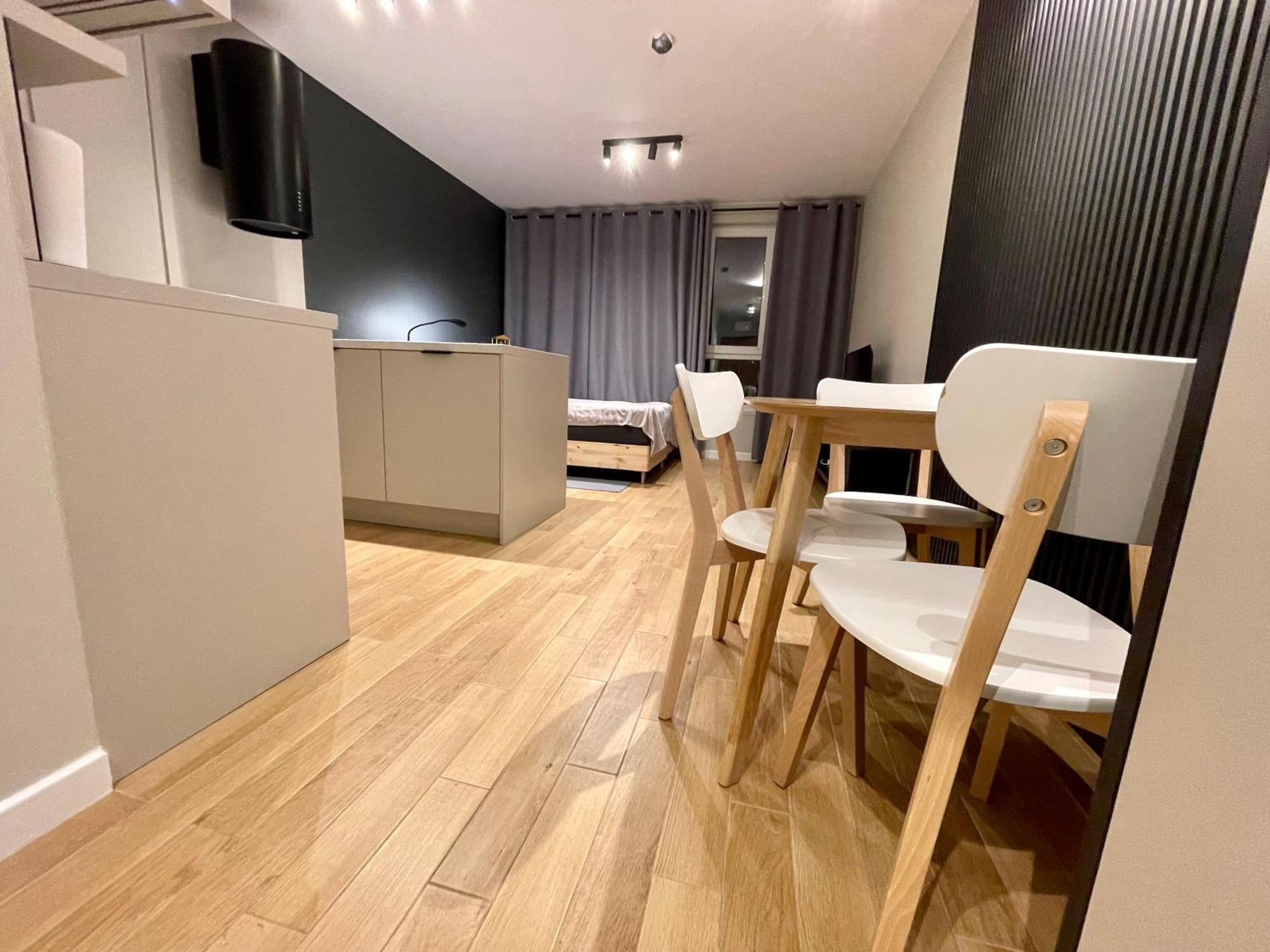 Апартаменти Time&House Pileckiego Przy Centrum Onkologi I Klinice Novum Apartament Na Wylacznosc Pokoj,Sypialnia,Lozko, Lazienka,Kuchnia Варшава Екстер'єр фото